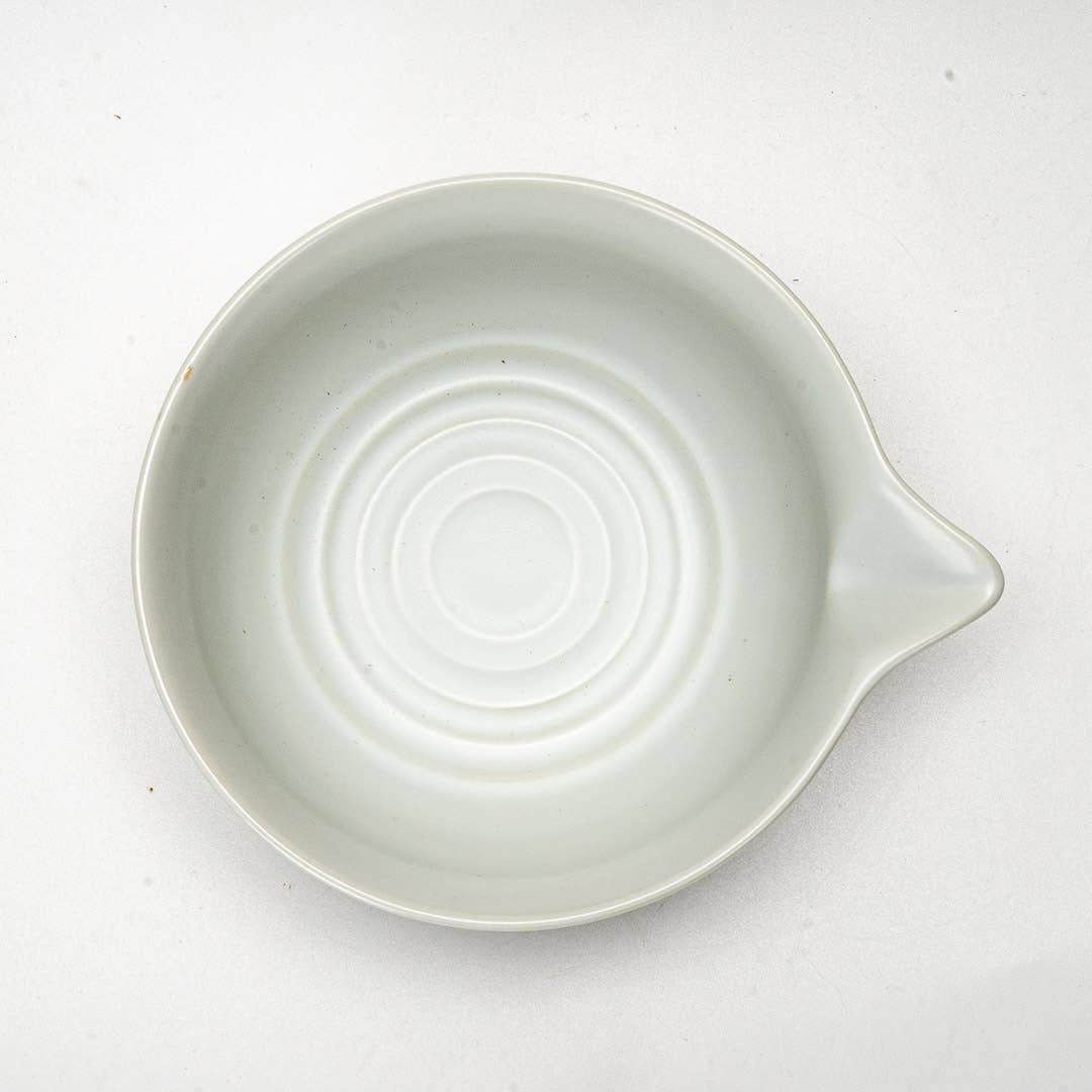 Matcha Bowl with Spout - 10oz