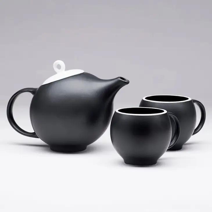Teapots and Tea Sets