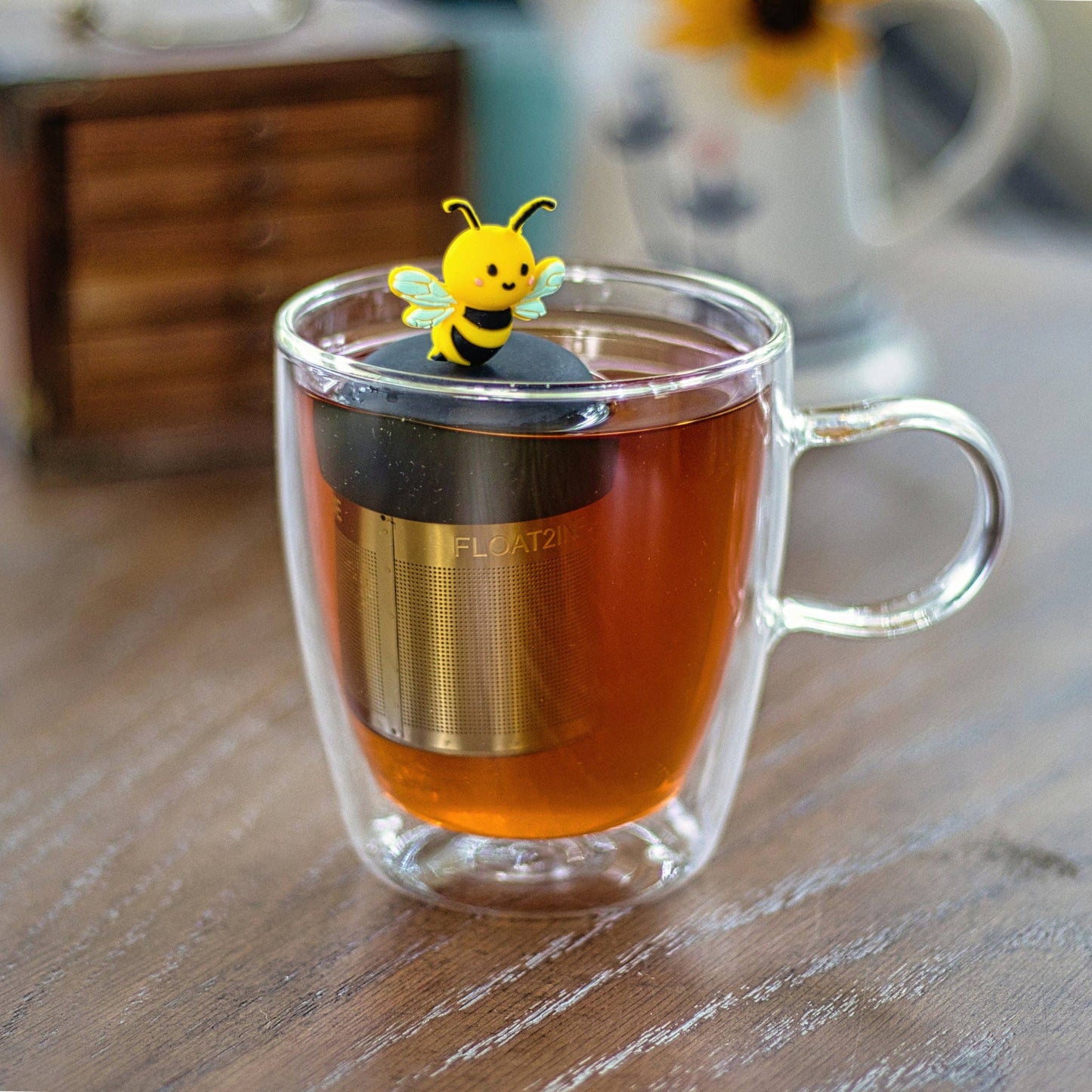 Tea Infuser - Floating Bumble Bee