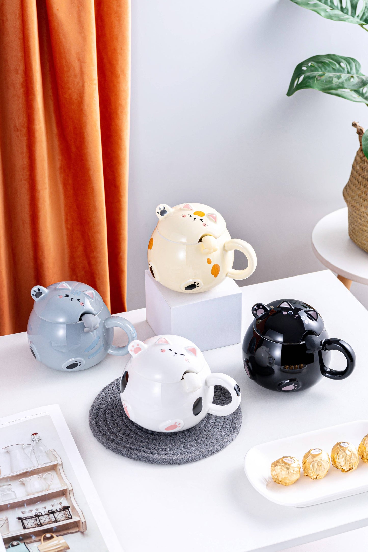 Mug - Whimsy Cat 15oz With Lid and Spoon